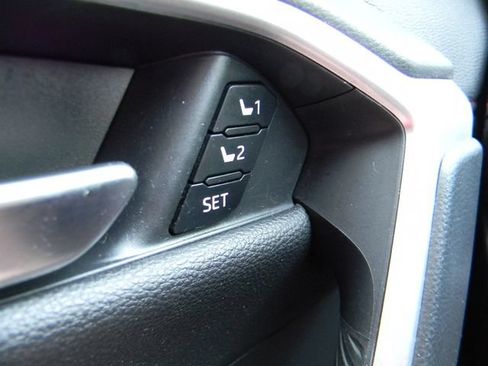 Used 2024 Toyota RAV4 XSE w/ Premium Package AWD/4WD image 18