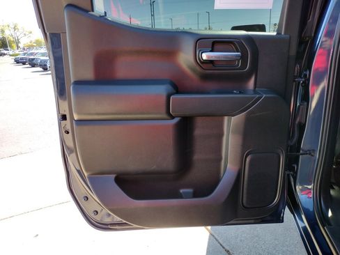 Used 2022 Chevrolet Silverado 1500 LT image 19