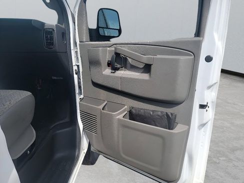 Used 2023 Chevrolet Express 3500 w/ Power Convenience Package image 24