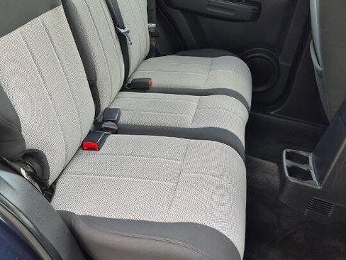 Used 2008 Dodge Nitro SXT image 28