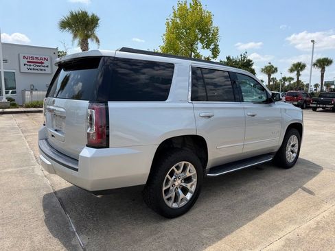 Used 2016 GMC Yukon SLE w/ Convenience Package RWD image 4