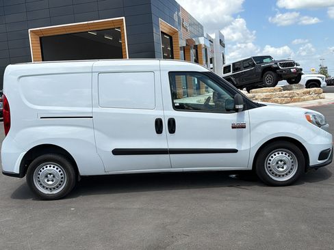 Used 2022 RAM ProMaster City Tradesman FWD image 4