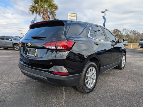 Used 2022 Chevrolet Equinox LT image 4