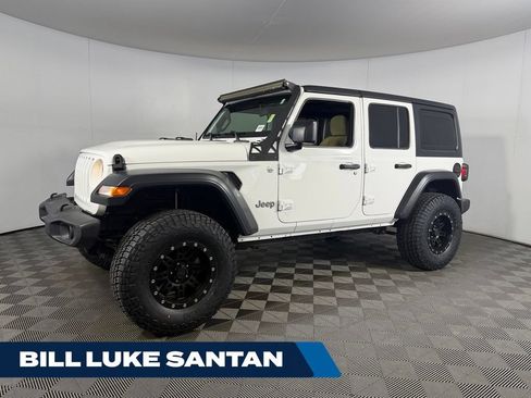 Used 2018 Jeep Wrangler Unlimited Sport AWD/4WD image 1