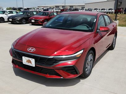 New 2025 Hyundai Elantra Blue