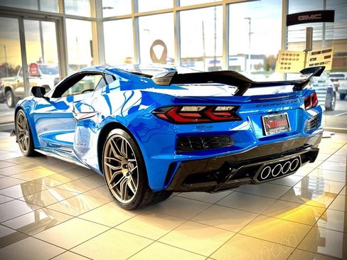 New 2026 Chevrolet Corvette Z06 w/ Z07 Performance Package image 6
