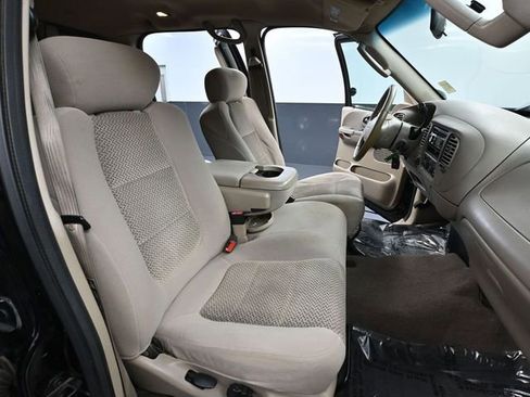 Used 2003 Ford F150 XLT image 41