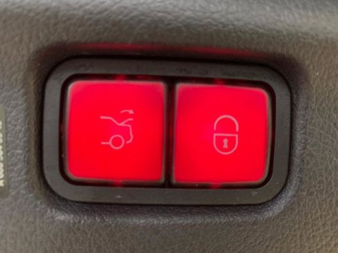 Used 2022 Mercedes-Benz C 300 4MATIC Sedan w/ Pinnacle Trim Package image 55