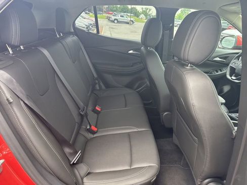 Used 2024 Buick Encore GX Sport Touring image 15