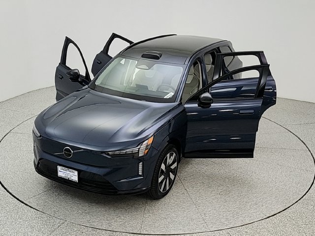 Used 2025 Volvo EX90 Plus AWD/4WD image 21