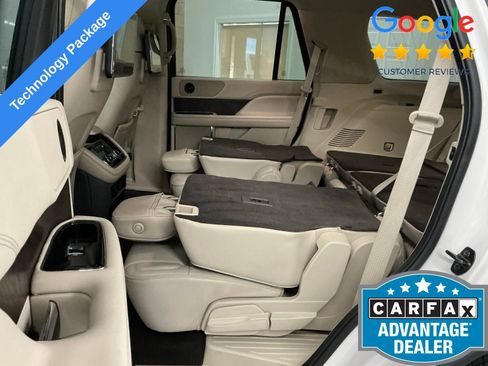 Used 2018 Lincoln Navigator Select w/ Technology Package RWD image 20