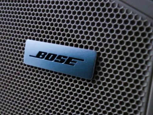 Used 2025 Porsche Cayenne image 18