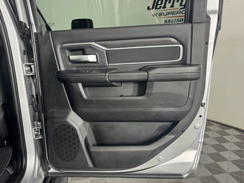 Used 2026 RAM 2500 Big Horn AWD/4WD image 30