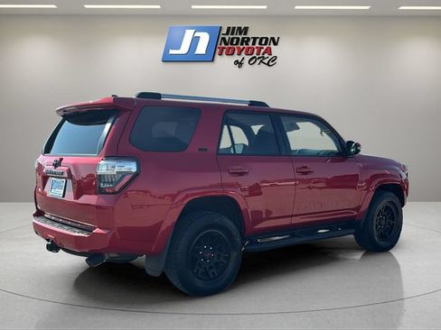 Used 2023 Toyota 4Runner SR5 Premium w/ Moonroof Package AWD/4WD image 5