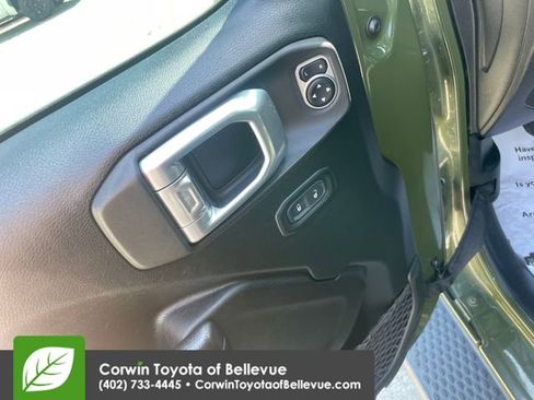 Used 2021 Jeep Wrangler Unlimited Sport AWD/4WD image 19