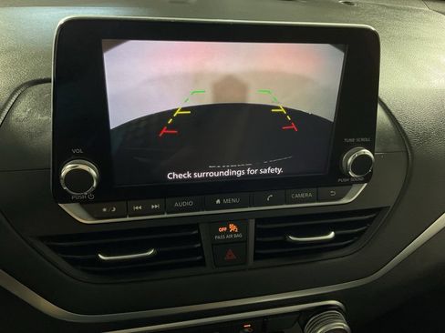 Used 2020 Nissan Altima 2.5 S FWD image 3