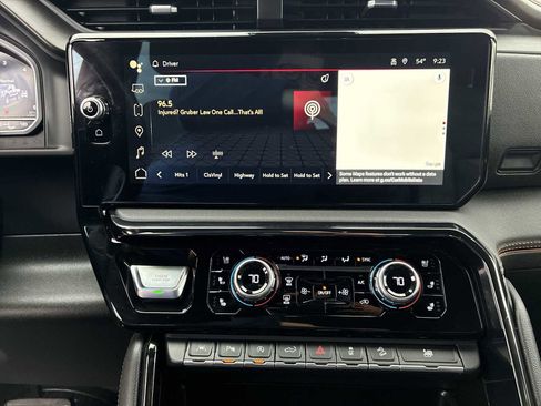 Used 2023 GMC Sierra 1500 AT4 w/ AT4 Premium Package image 13