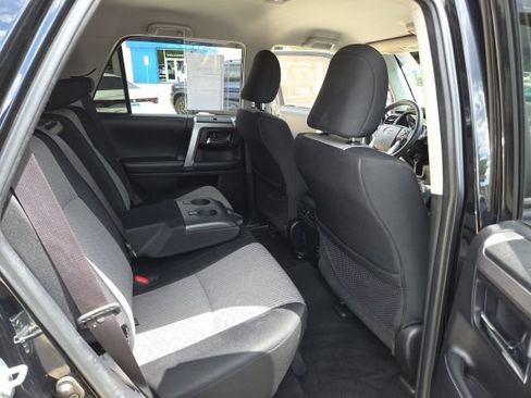 Used 2019 Toyota 4Runner SR5 AWD/4WD image 23