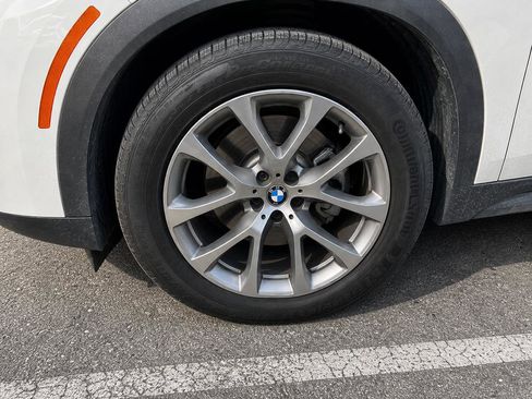 Used 2020 BMW X6 sDrive40i RWD image 3