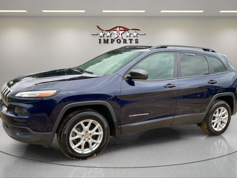 Used 2016 Jeep Cherokee Sport w/ Cold Weather Group AWD/4WD image 1