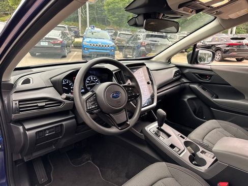 Used 2024 Subaru Crosstrek 2.0i Premium AWD/4WD image 9