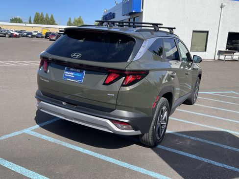 Certified 2025 Hyundai Tucson SEL AWD/4WD image 5