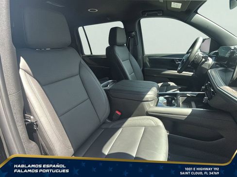 New 2026 Chevrolet Suburban LT w/ Comfort Package RWD image 33