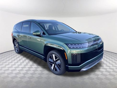 Used 2026 Hyundai Ioniq 9 SEL image 3