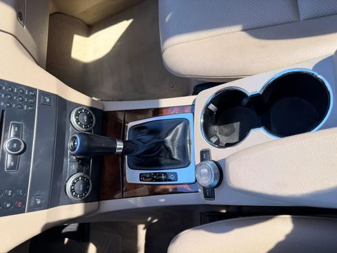 Used 2012 Mercedes-Benz GLK 350 2WD image 18