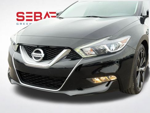 Used 2017 Nissan Maxima SR w/ Midnight Edition image 2