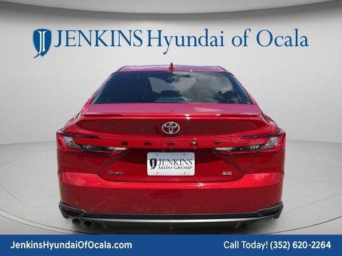 Used 2025 Toyota Camry SE w/ Multimedia Upgrade Package FWD image 4