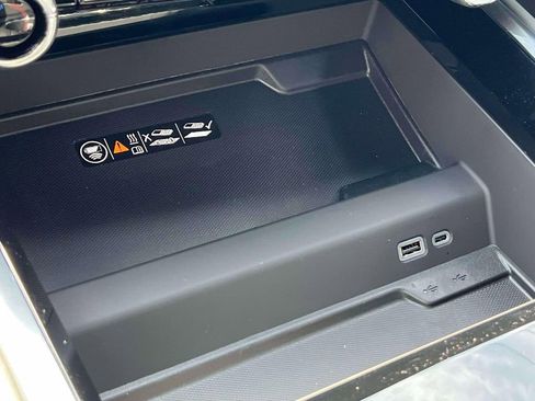 New 2025 Chevrolet Tahoe Premier AWD/4WD image 14