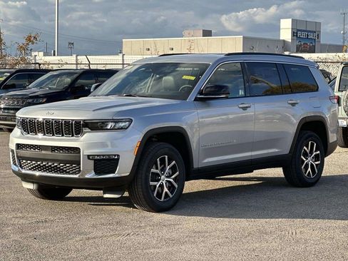 New 2025 Jeep Grand Cherokee L Limited image 5