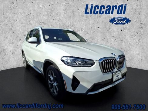 Used 2022 BMW X3 xDrive30i AWD/4WD image 1