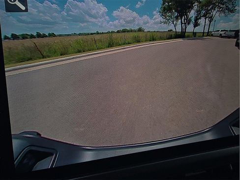 New 2025 Jeep Gladiator Sport image 12