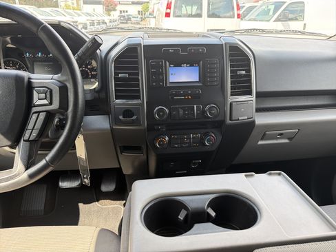Used 2018 Ford F150 XLT w/ Equipment Group 301A Mid RWD image 31