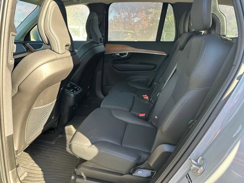 Used 2025 Volvo XC90 B5 Plus w/ Protection Package Premier image 15