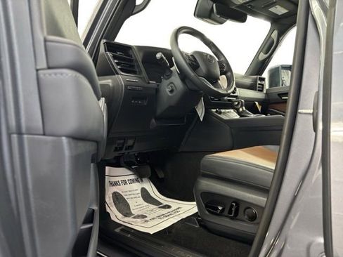 Used 2026 Lexus GX 550 w/ Cold Area Package AWD/4WD image 8