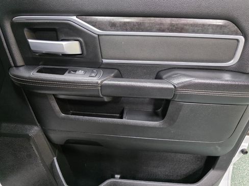 Used 2024 RAM 2500 Big Horn image 27