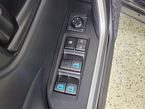 Used 2025 Toyota RAV4 LE FWD image 22