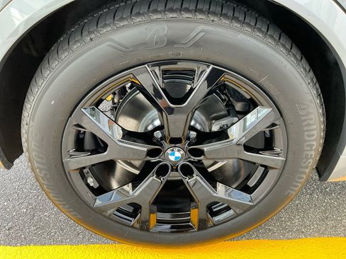 Certified 2026 BMW X7 xDrive40i image 23