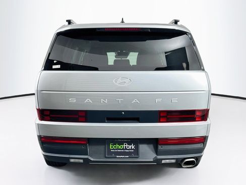 Used 2026 Hyundai Santa Fe SEL FWD image 7