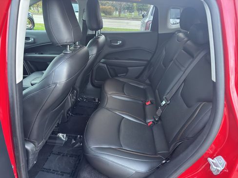 Used 2019 Jeep Compass Limited image 12