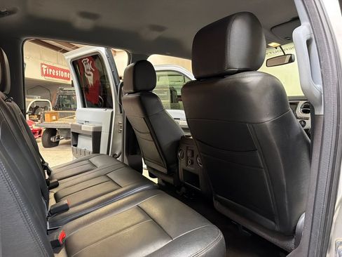 Used 2016 Ford F250 XLT w/ XLT Value Package AWD/4WD image 40