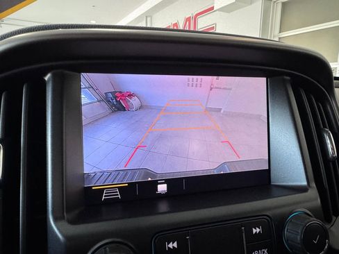 Used 2021 Chevrolet Colorado Z71 w/ Z71 Midnight Edition image 20