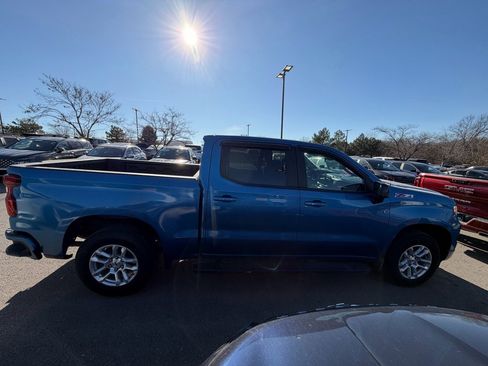 Used 2023 Chevrolet Silverado 1500 RST w/ Z71 Off-Road Package image 6