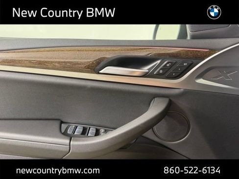 Used 2024 BMW X4 xDrive30i w/ Premium Package AWD/4WD image 12