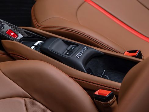 Certified 2023 Ferrari F8 Tributo RWD image 74