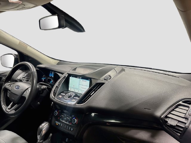 Used 2019 Ford Escape Titanium AWD/4WD image 25