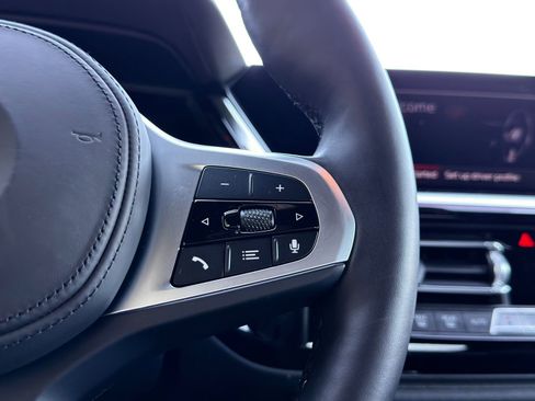 Used 2025 BMW Z4 M40i w/ Premium Package image 18